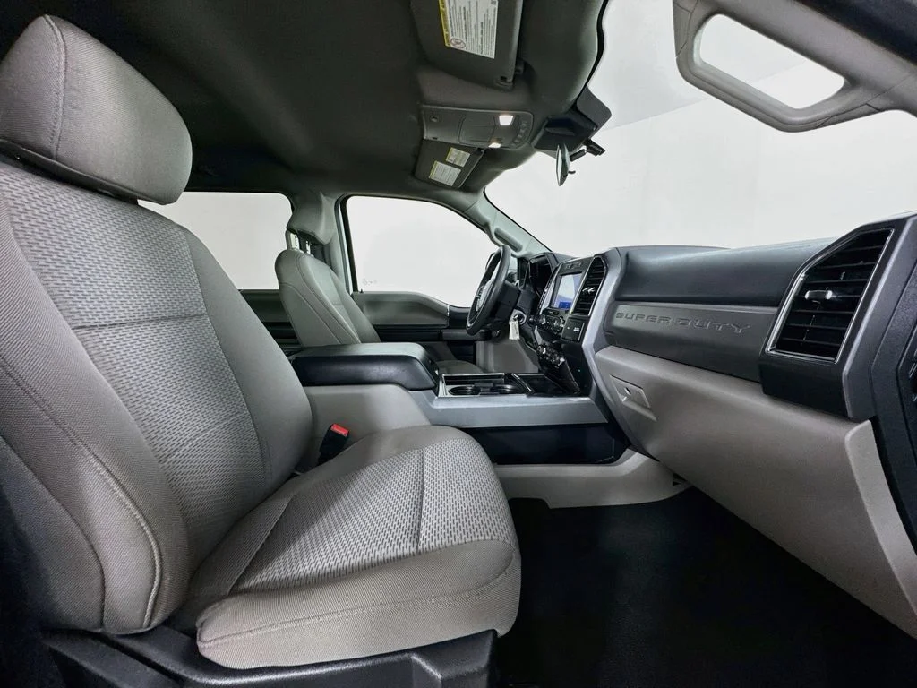 Used 2022 Oxford White Ford XLT image 34