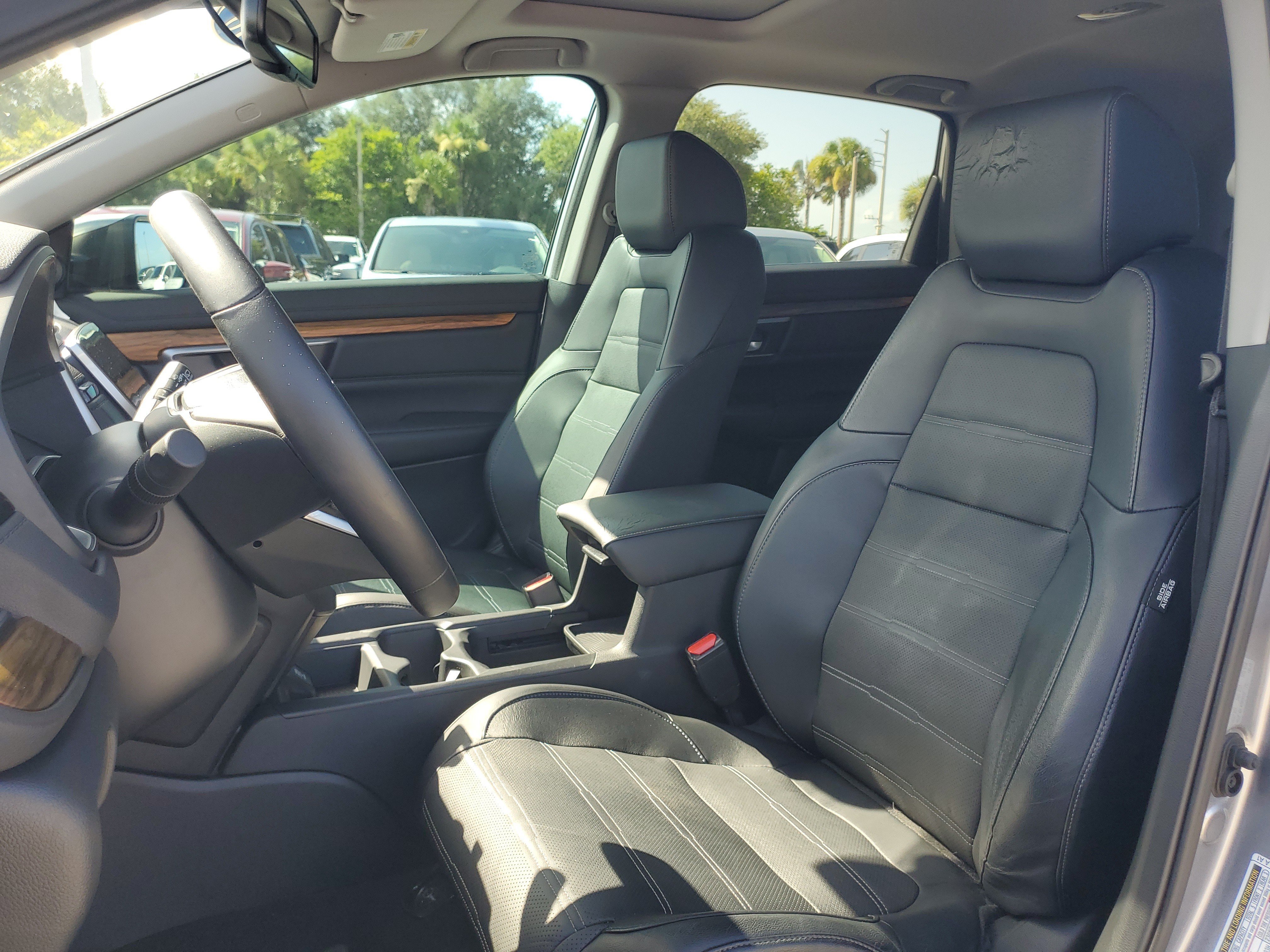 Used 2018 Silver Honda EX-L image 20