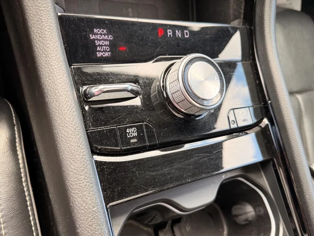 Used 2021 Gray Jeep Overland image 28