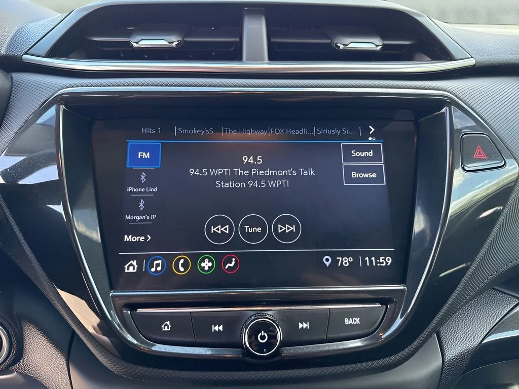 Used 2023 Mosaic Black Metallic Chevrolet LT image 18