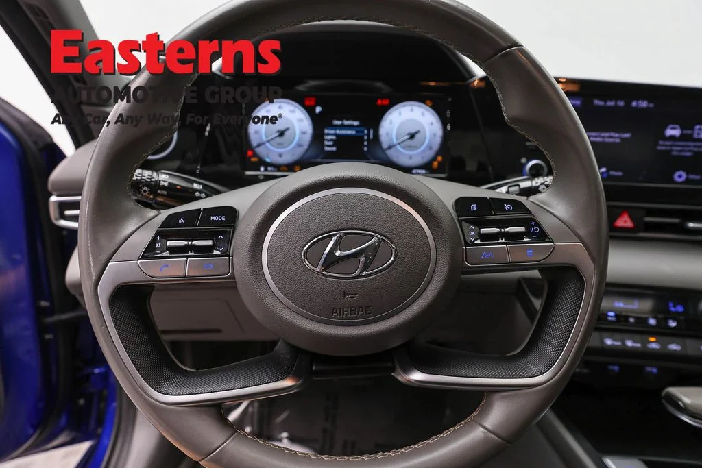 Used 2022 Blue Hyundai SEL image 10
