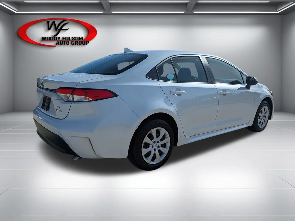 Used 2025 Beige Toyota LE image 4