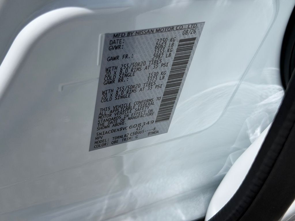 New 2027 RADIANT WHITE INFINITI Luxe AWD image 15