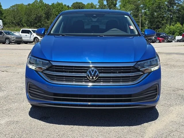 Used 2023 Blue Volkswagen 1.5T SE image 8