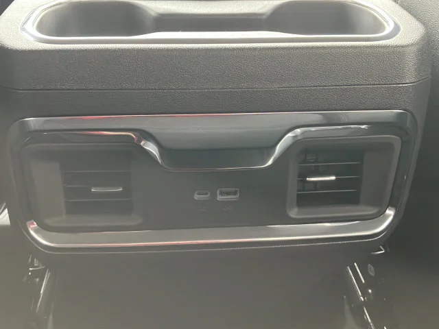 2026 GMC Sierra 1500 SLT - Photo 27