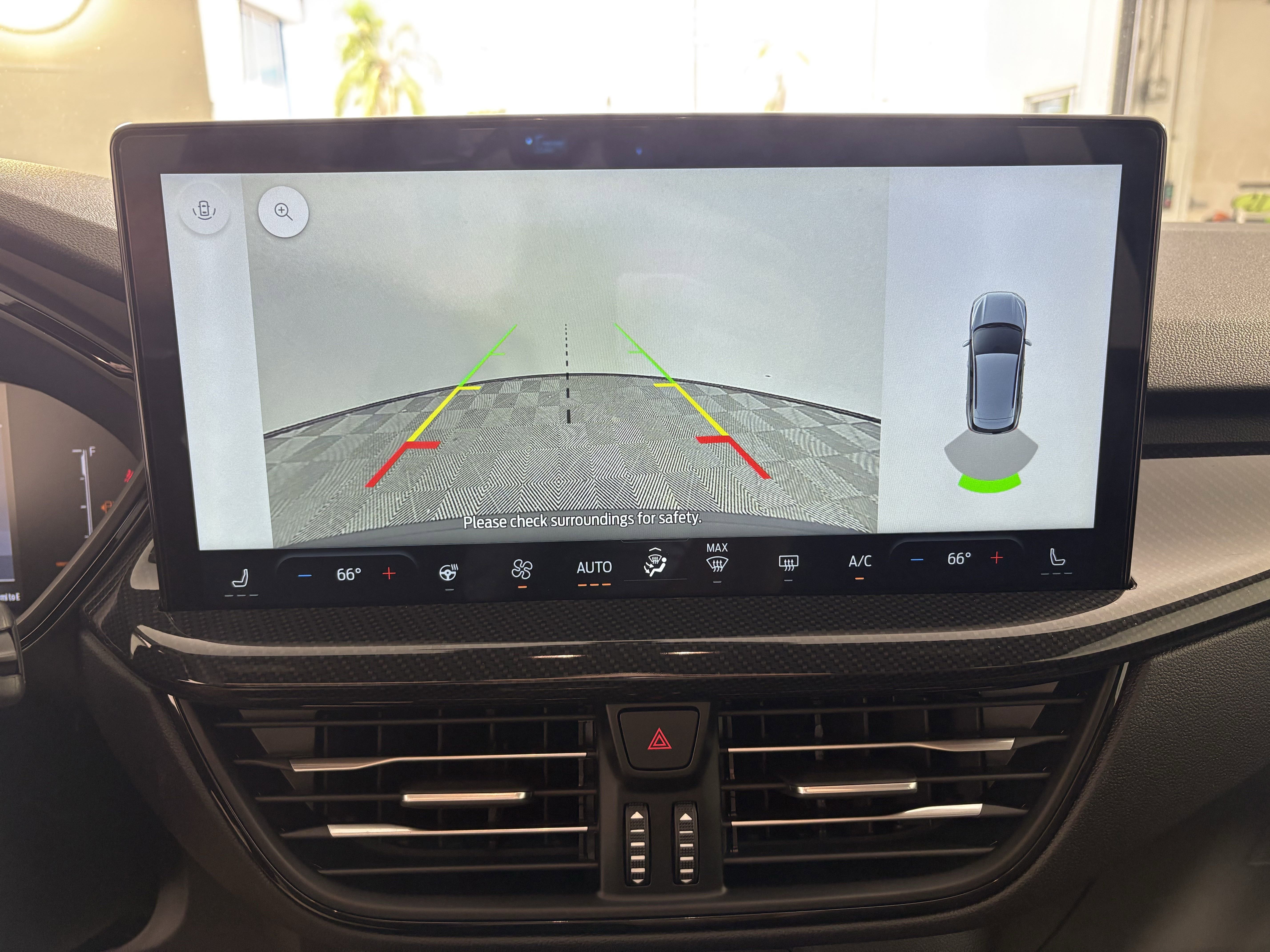 2025 Ford Escape ST-Line Select - Photo 23