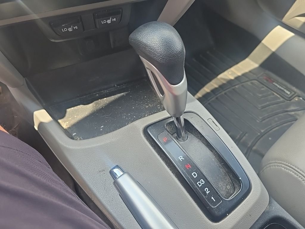 Used 2012 Gray Honda EX-L image 17