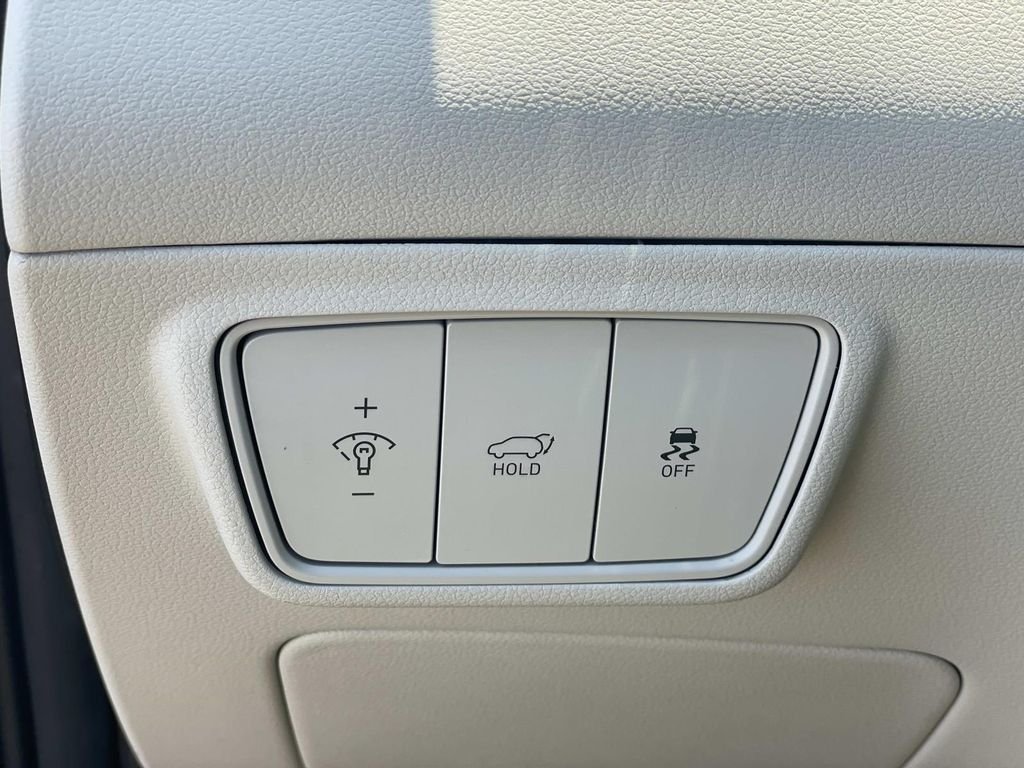 Certified Used 2023 Gray Hyundai SEL image 19