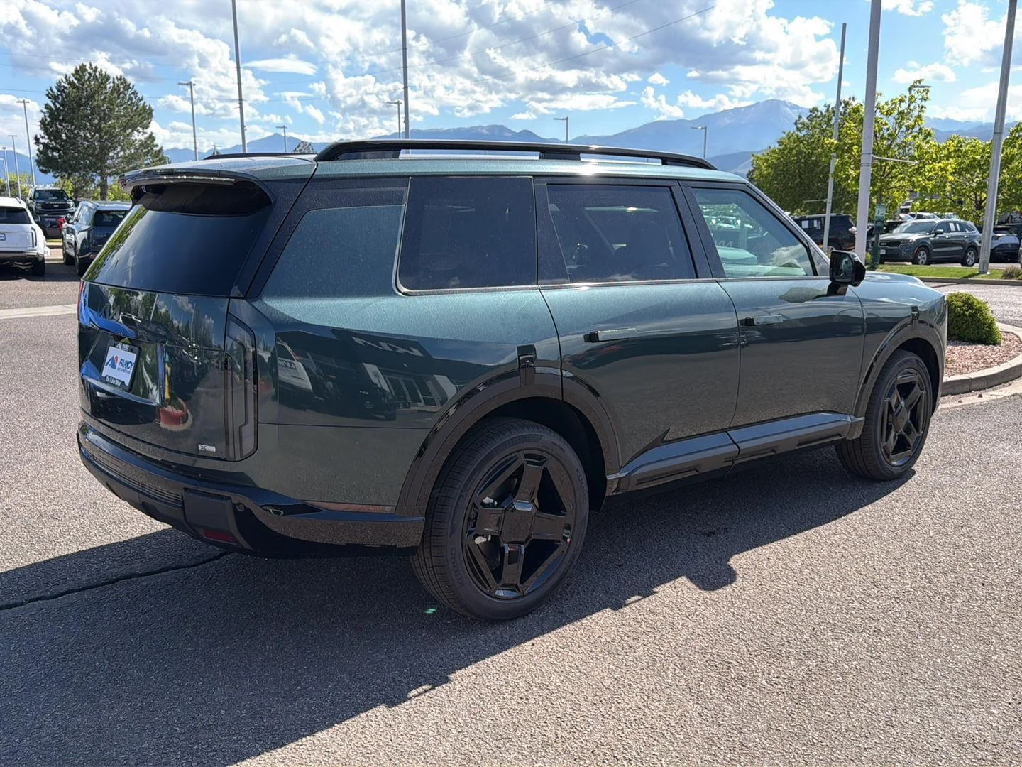 New 2027 Black Jade Green Kia X-Line SX-Prestige image 4
