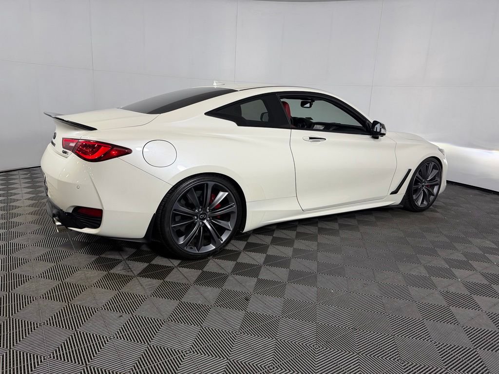 Used 2022 White INFINITI Red Sport 400 image 7
