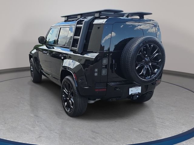 New 2026 Narvik Black Land Rover OCTA Black image 7