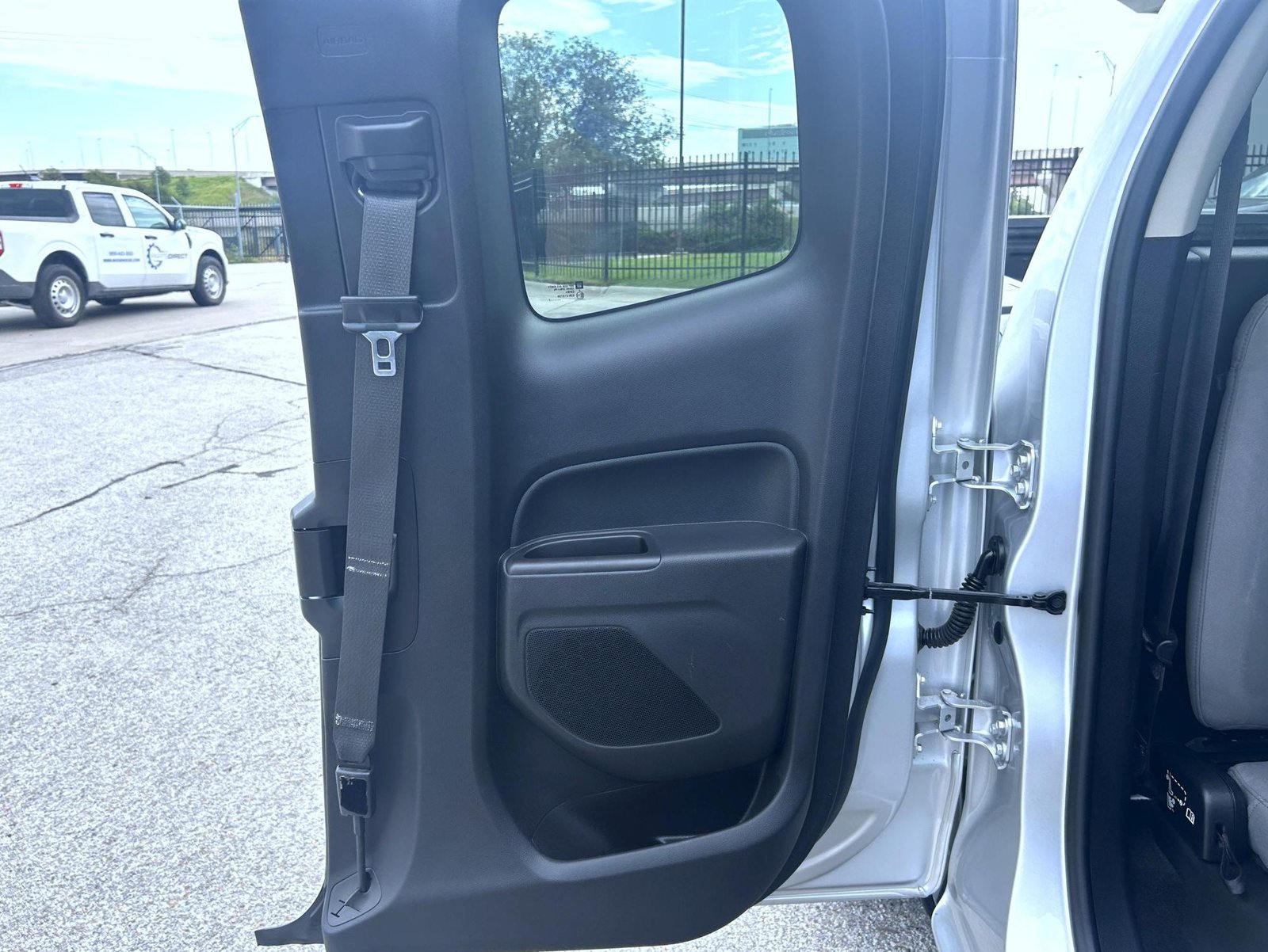 Used 2017 Silver Chevrolet Work Truck image 16