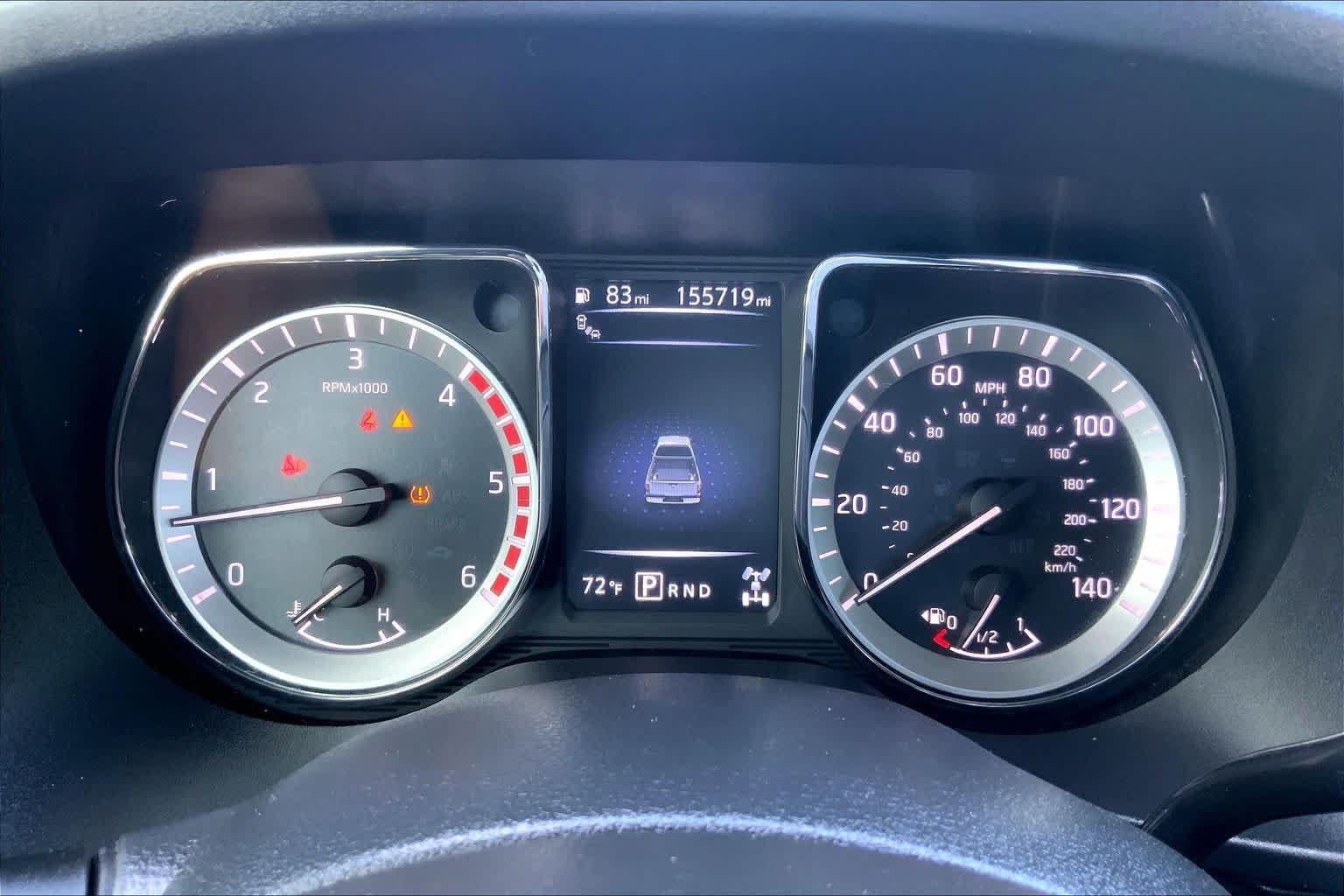 Used 2018 Pearl White Nissan SL image 26