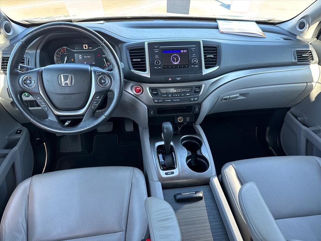 Certified Used 2019 Lunar Silver Metallic Honda RTL image 13