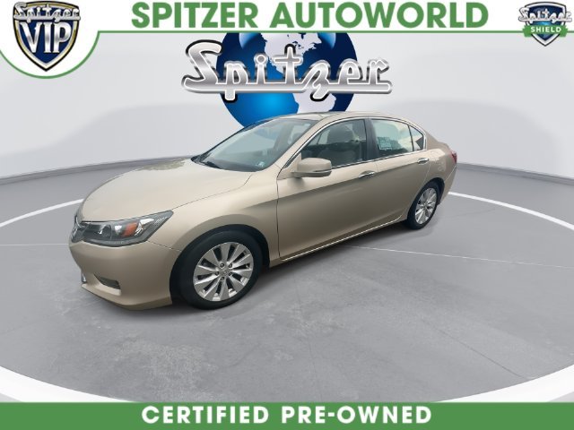 Used 2015 Champagne Frost Pearl Honda EX image 8