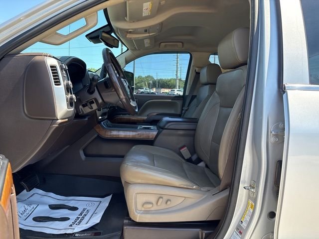 Used 2017 Quicksilver Metallic GMC SLT image 13