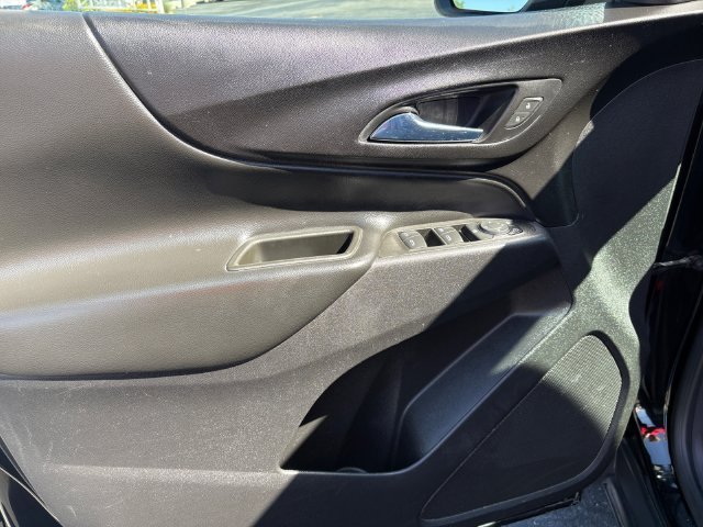 Used 2022 Mosaic Black Metallic Chevrolet LT image 13