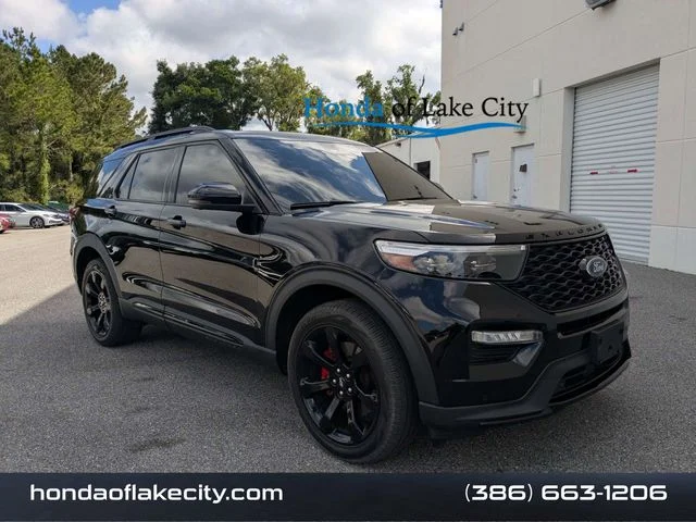 2023 Ford Explorer ST 4WD's photo