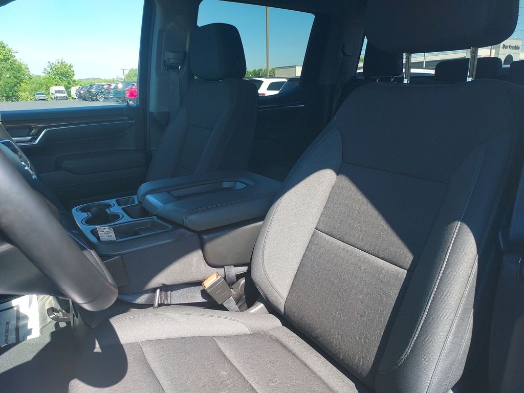 2024 Chevrolet Silverado 1500 LT - Photo 17