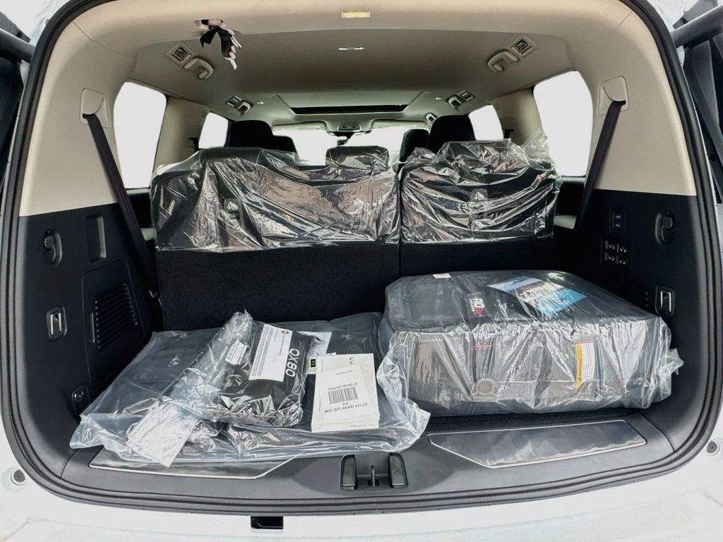 New 2027 RADIANT WHITE INFINITI Luxe 4WD image 28