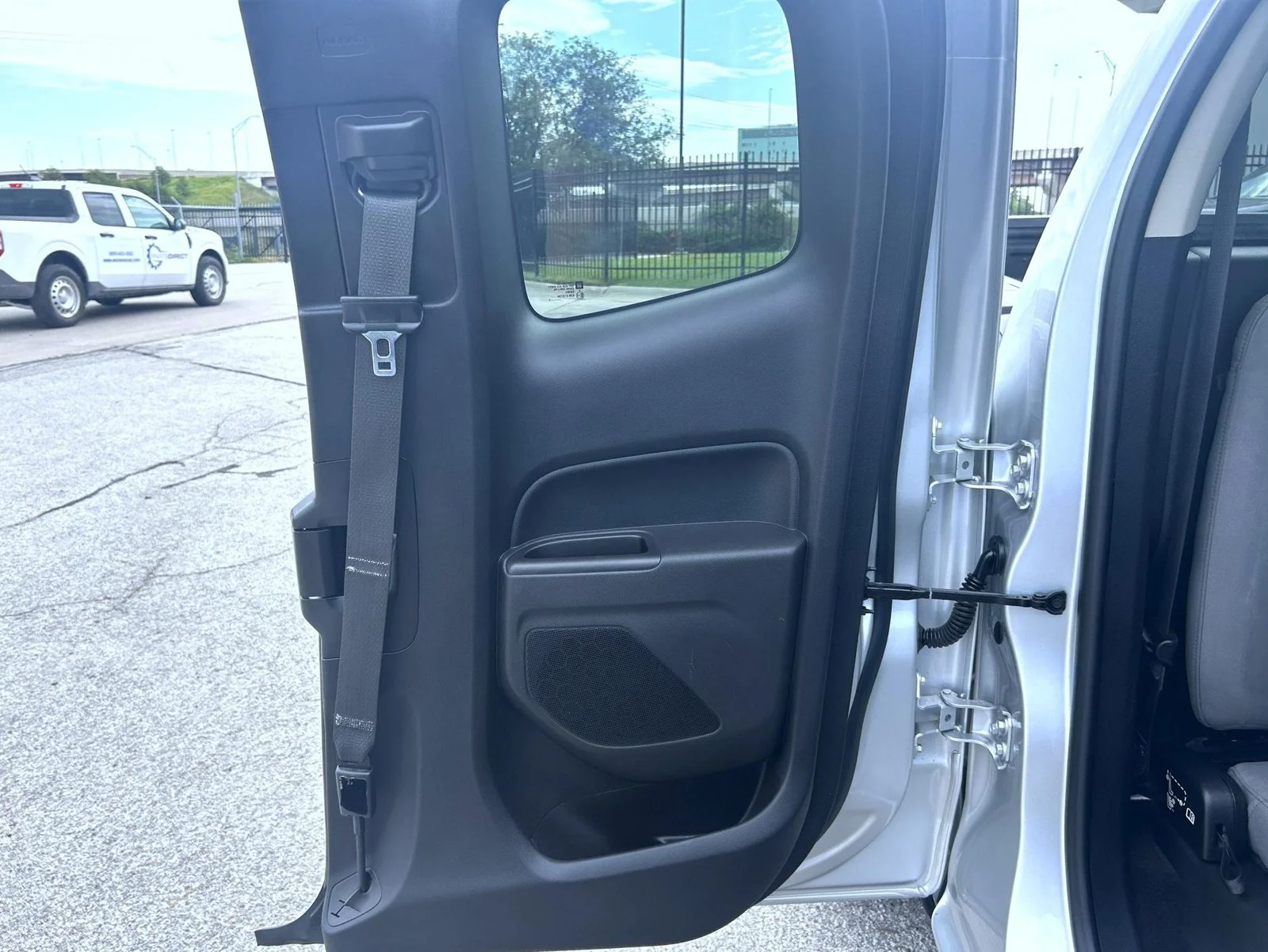 Used 2017 Silver Chevrolet Work Truck image 16