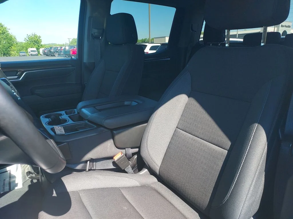 Used 2024 Gray Chevrolet LT image 17
