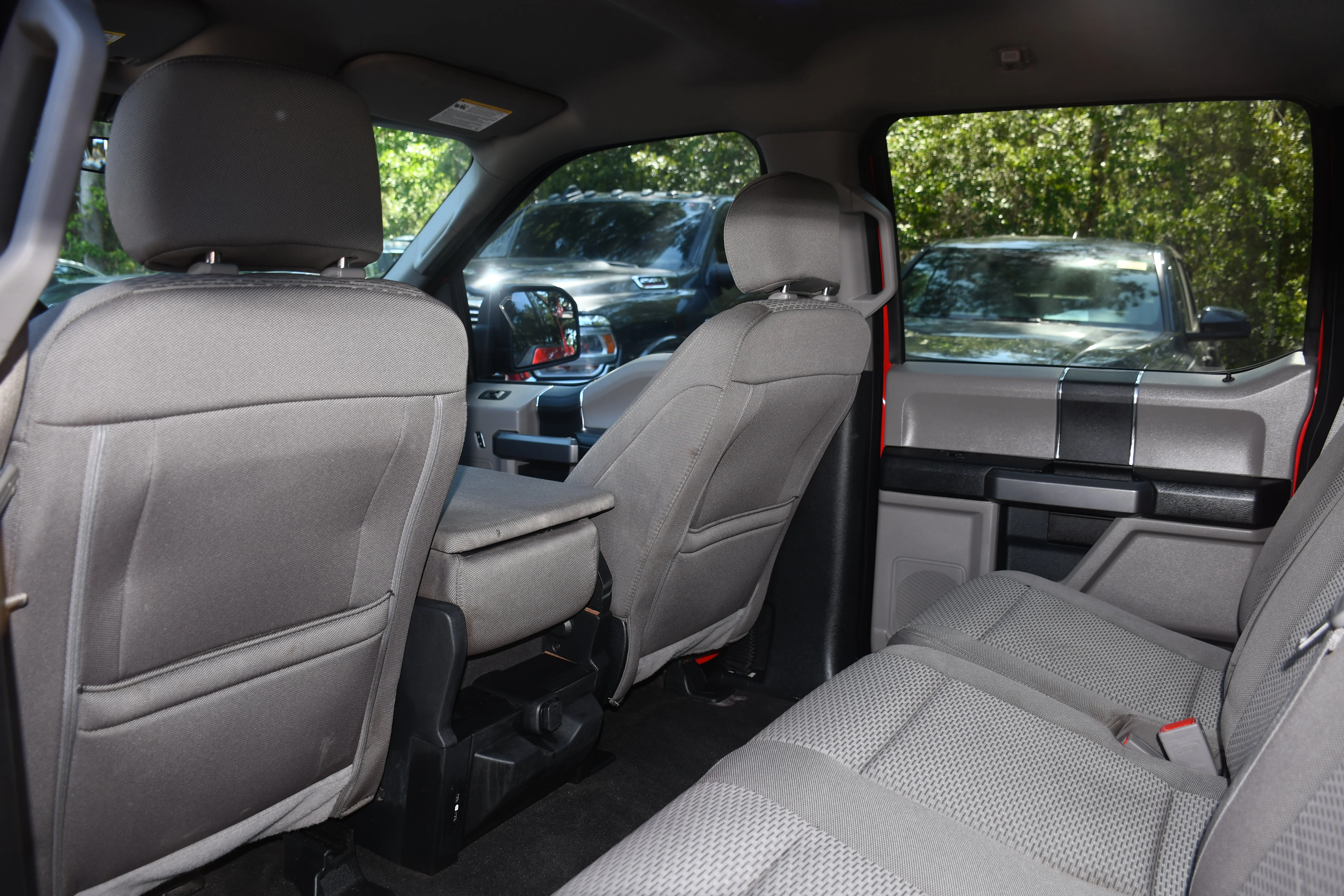 Used 2020 Red Ford XLT image 14