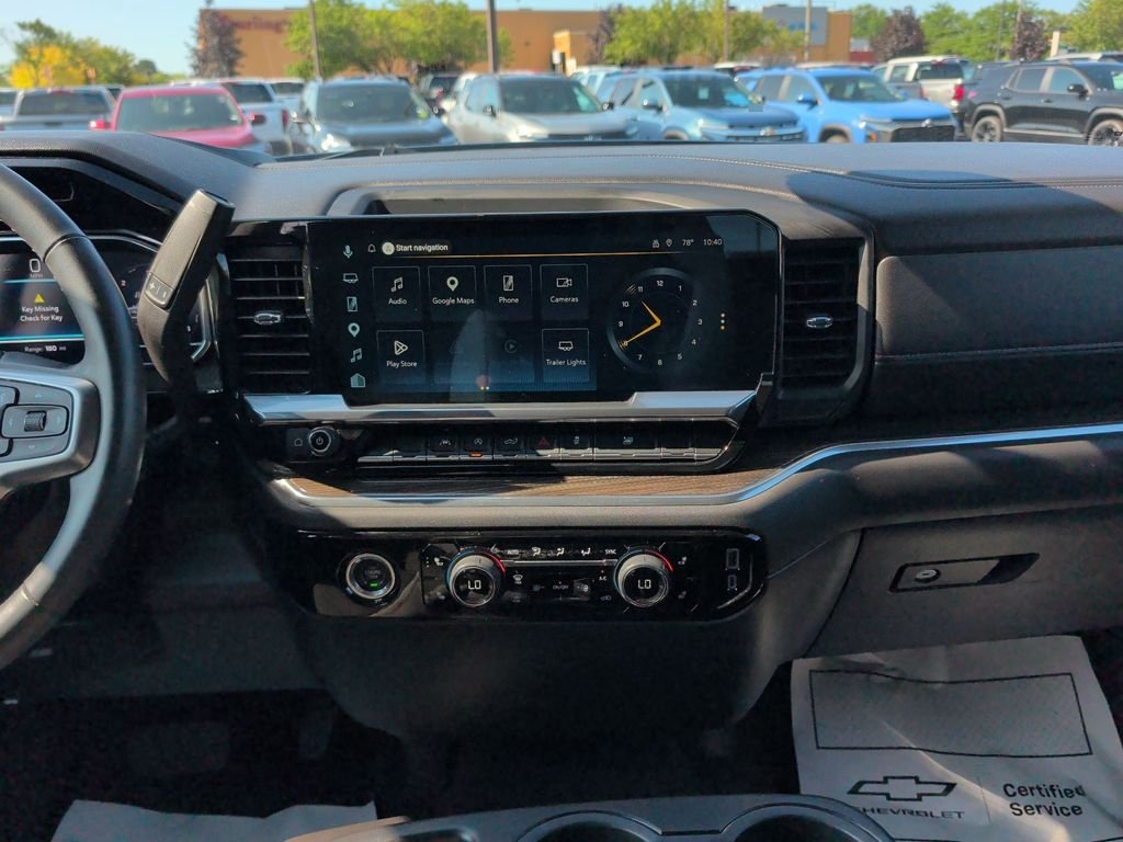 Used 2024 Lakeshore Blue Metallic Chevrolet LT image 26