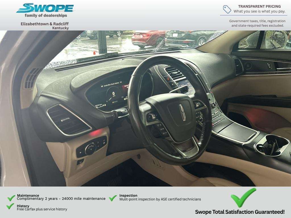 Used 2019 White Platinum Metallic Tri-Coat Lincoln Select image 9