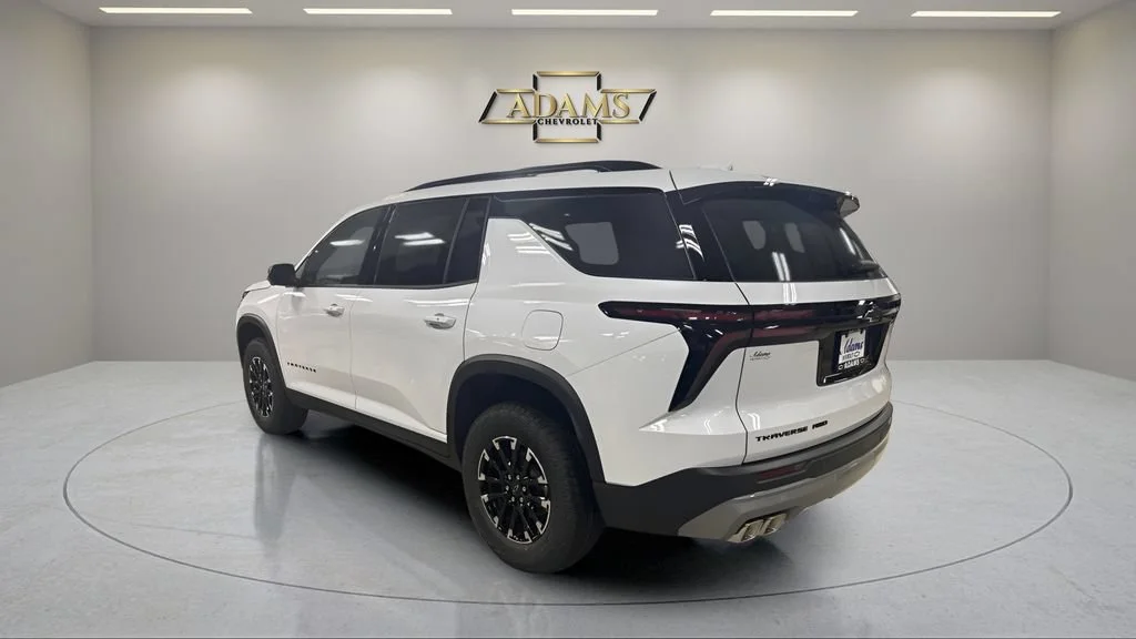New 2026 Polar White Tricoat Chevrolet Z71 image 3