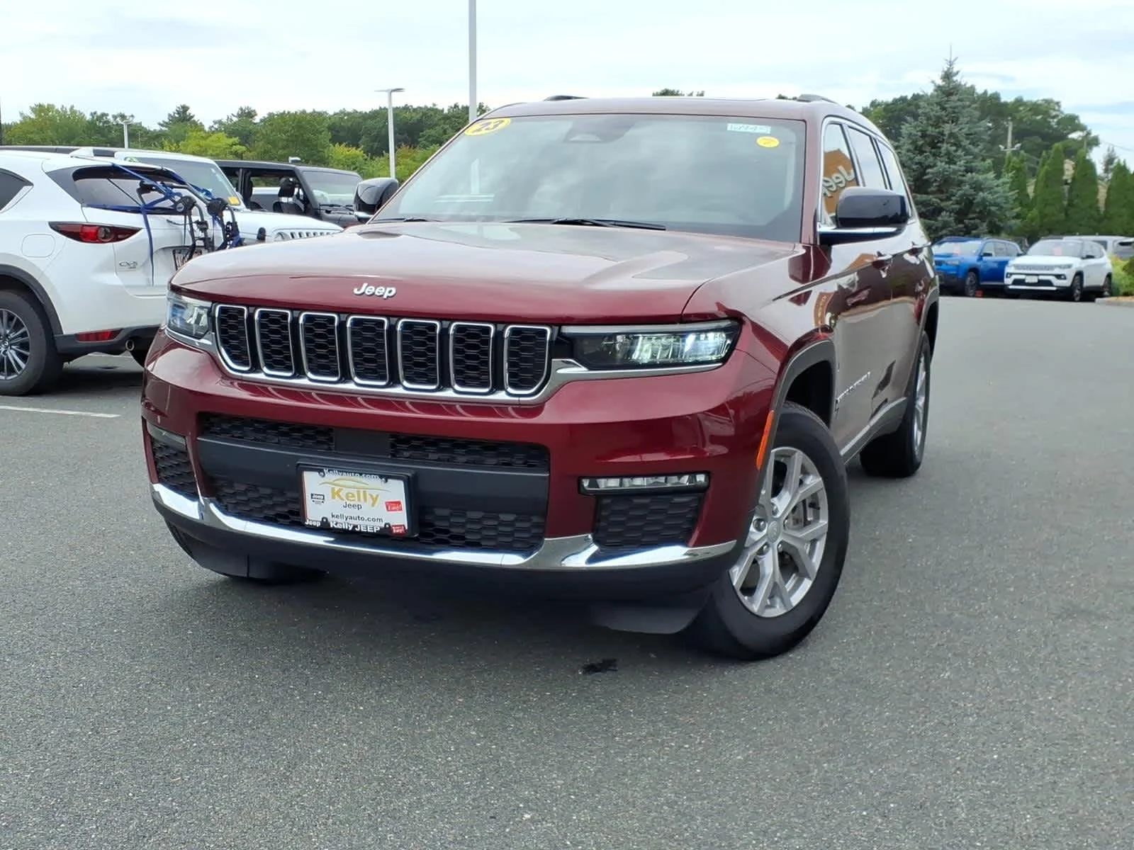 Used 2023 Velvet Red Pearlcoat Jeep Limited image 2
