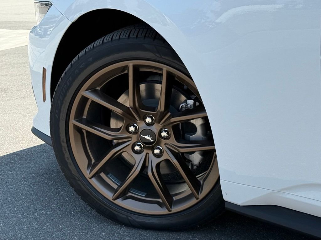 New 2026 Oxford White Ford EcoBoost® Fastback image 15