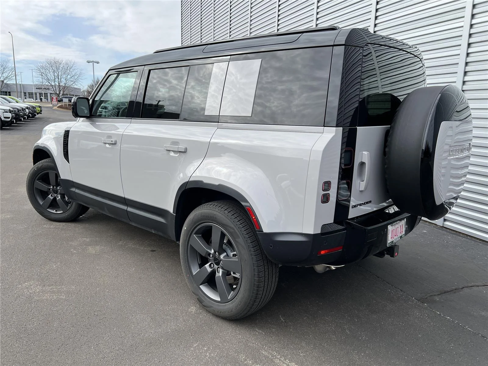 2026 Land Rover Defender S - Photo 3