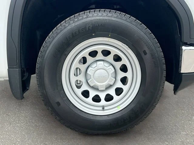 2026 GMC Sierra 1500 Pro - Photo 17