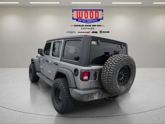 Used 2020 Billet Silver Metallic Clearcoat Jeep Unlimited Sport S image 5