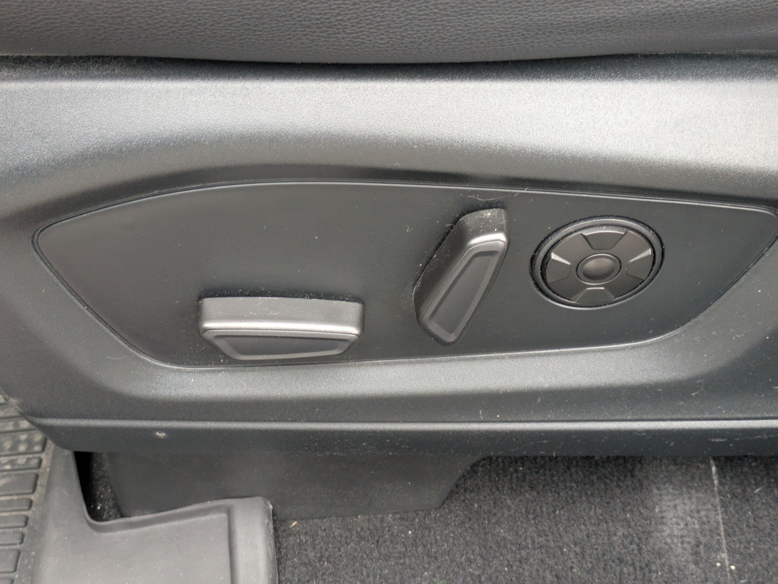 Used 2022  Ford ST image 19