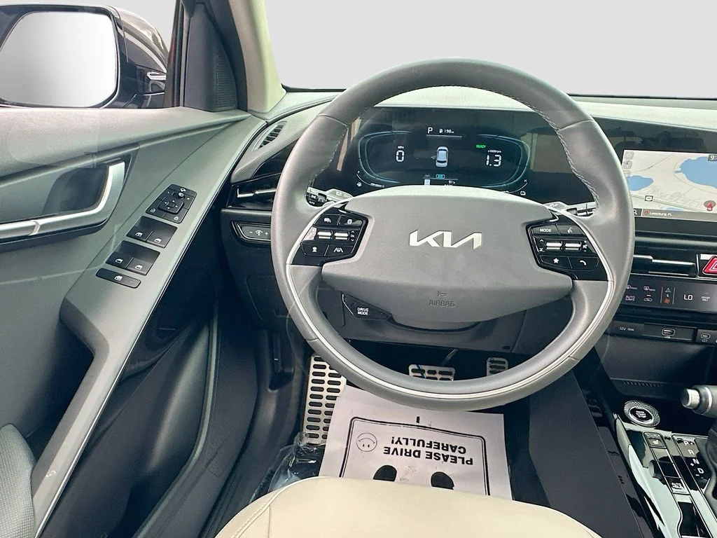 Certified Used 2025 Gray Kia EX Touring image 23
