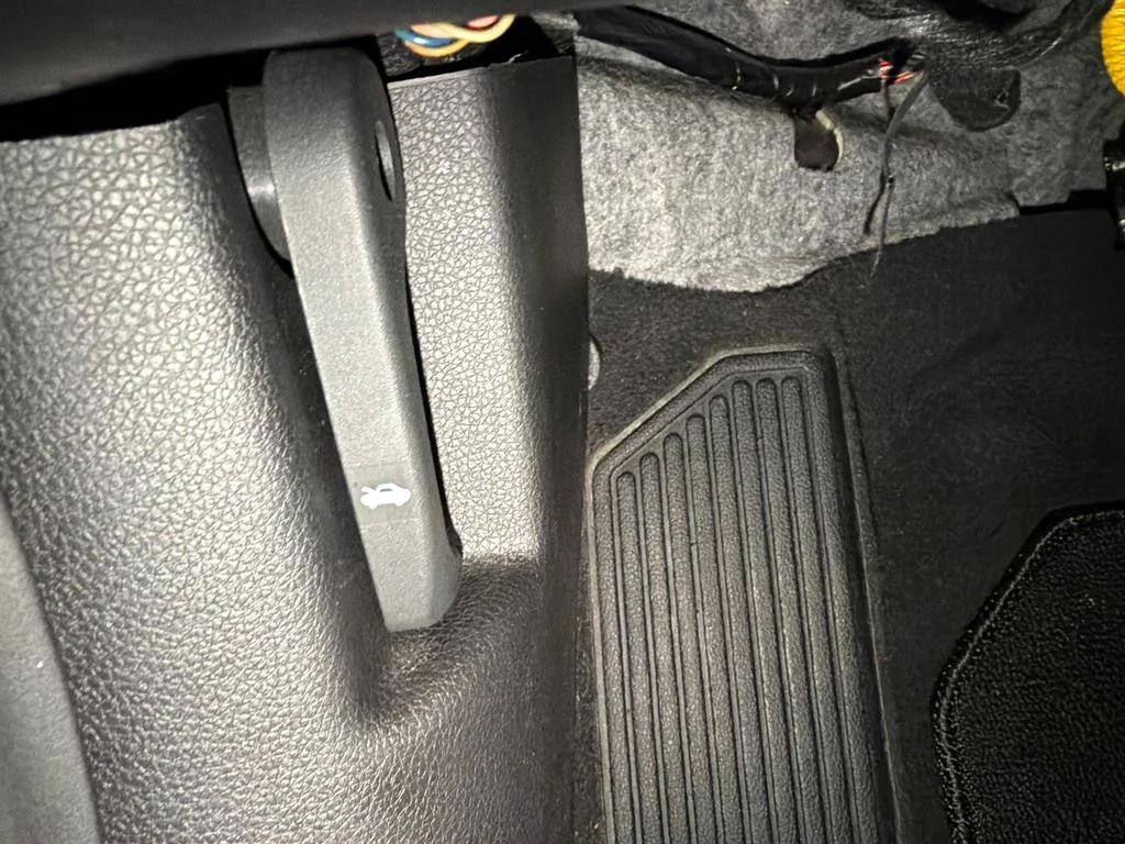 Used 2023 Ebony Black Kia EX image 18