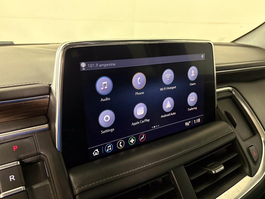 Used 2021 Gray Chevrolet Z71 image 27