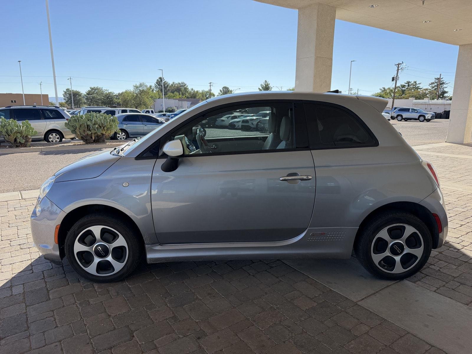 Used 2016 Billet Argento (Silver) FIAT Base image 2