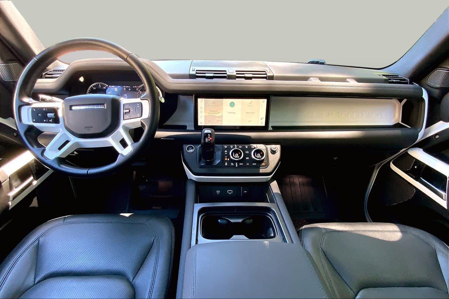Used 2023 Fuji White Land Rover S image 14