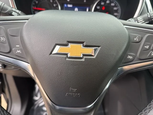 Used 2024 Mosaic Black Metallic Chevrolet LT image 19