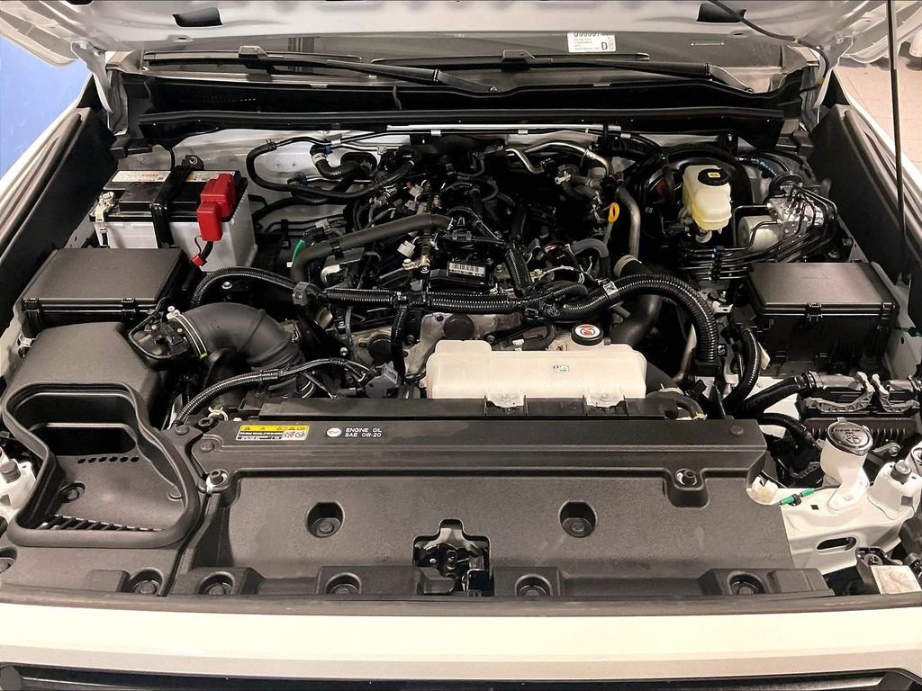 Used 2025 White Toyota SR5 image 30