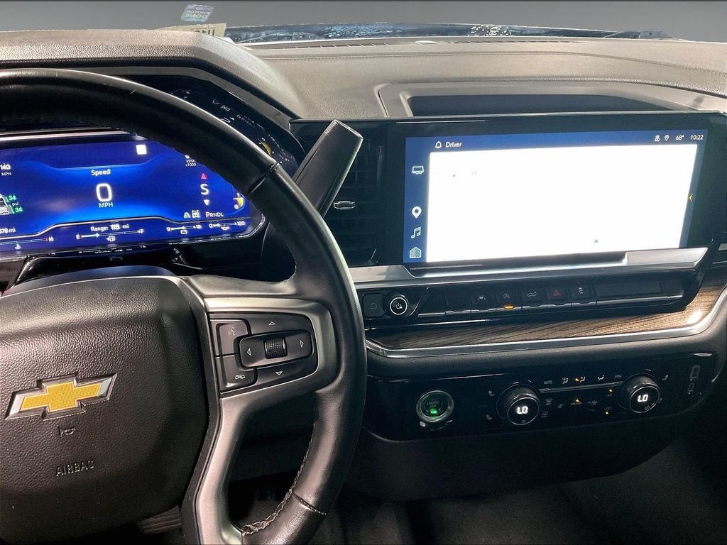 Used 2023 Gray Chevrolet LT image 18