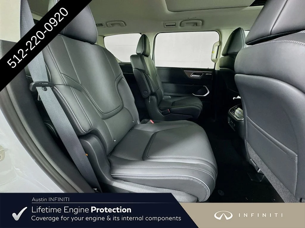 New 2027 White INFINITI LUXE image 38