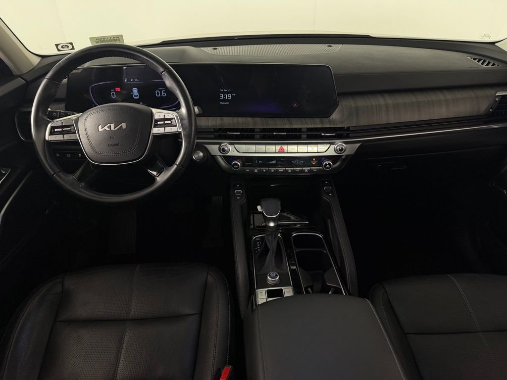 Certified Used 2023 Green Kia EX image 13