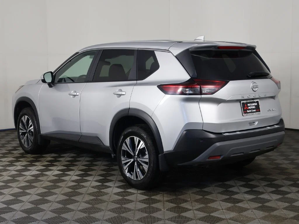 Used 2023 Silver Nissan SV image 8