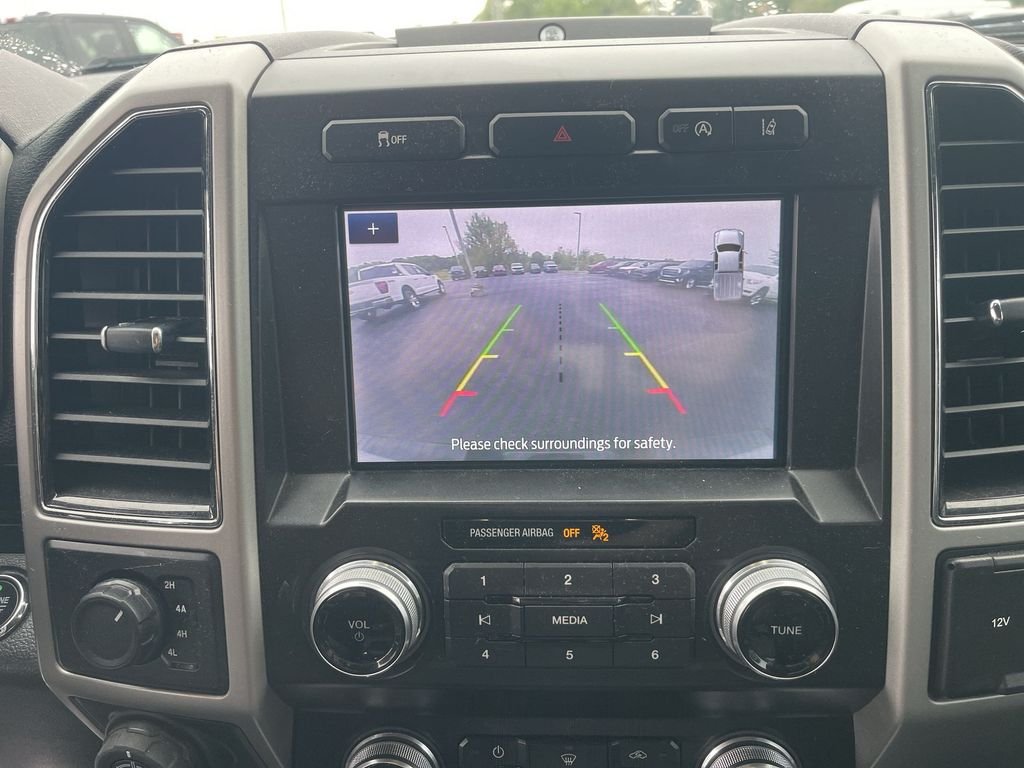 Used 2020 White Ford Lariat image 23