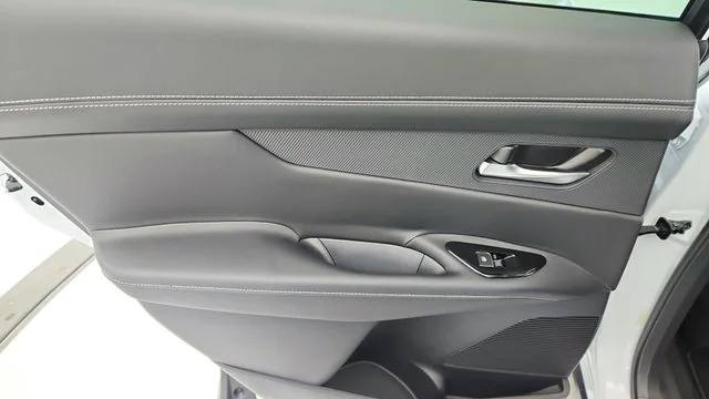 2025 Nissan Murano SL - Photo 33