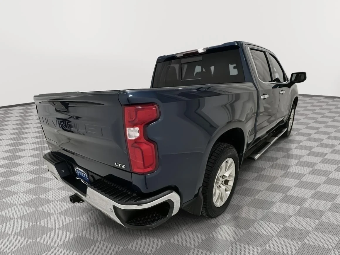 Used 2021 NORTHSKY BLUE METALLIC Chevrolet LTZ image 5
